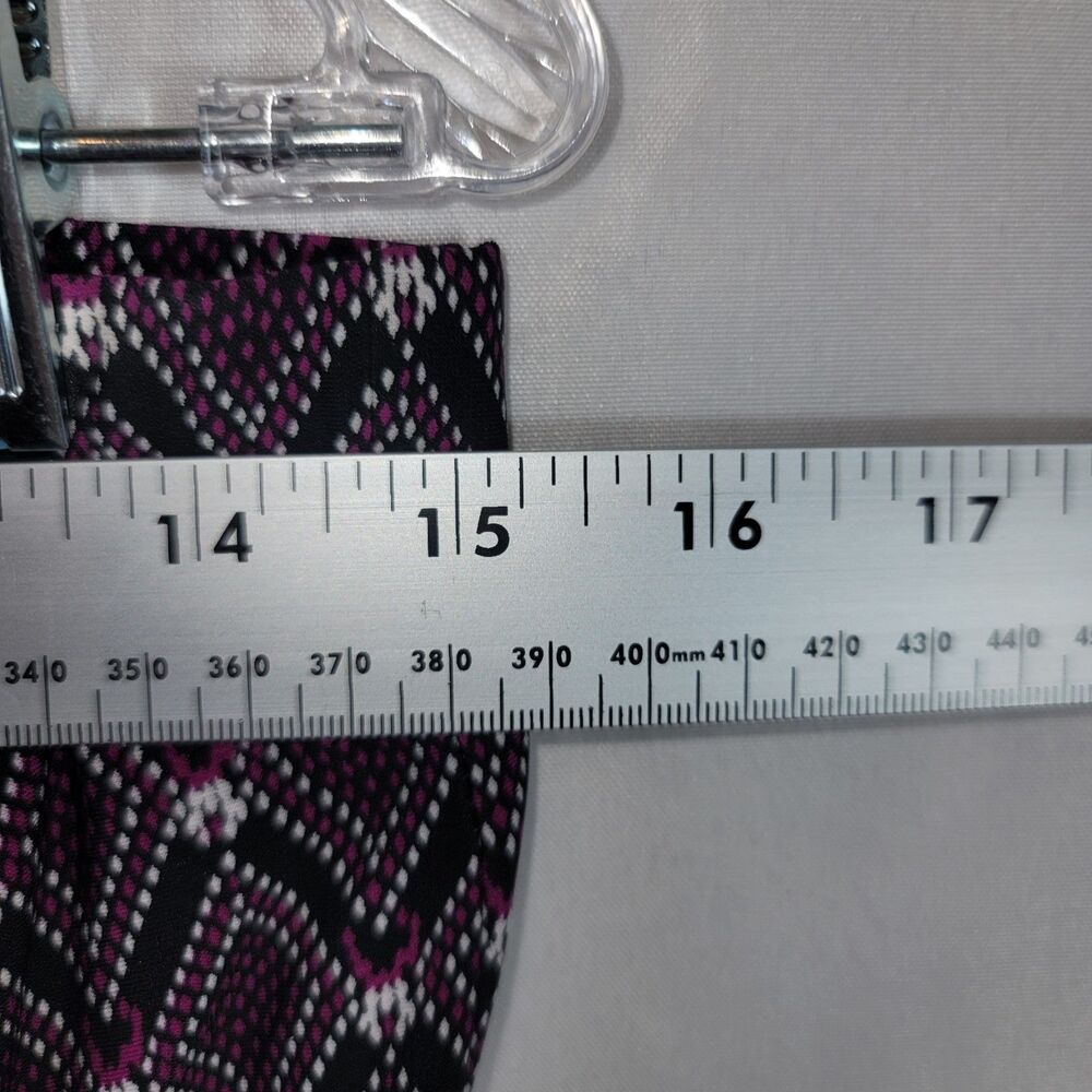 White House Black Market Small Strapless Geometric Romper Black Purple Pockets - Picture 4 of 12